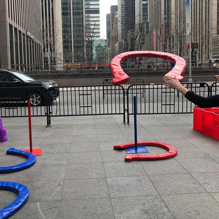 Giant Horseshoes