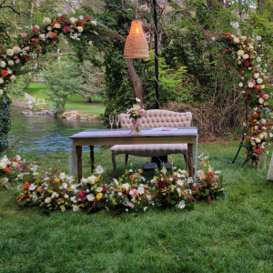 Farmhouse Sweetheart Table